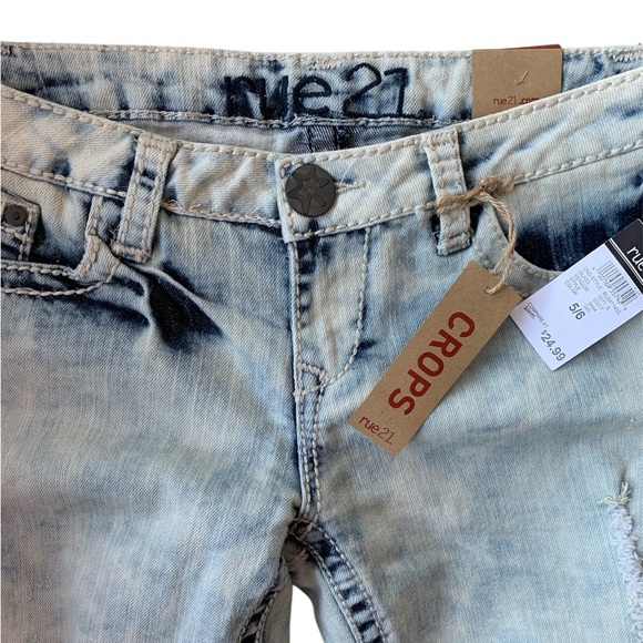 New Rue21 womens light wash distressed jeans juniors size 5/6 beachy coastal - Picture 4 of 15